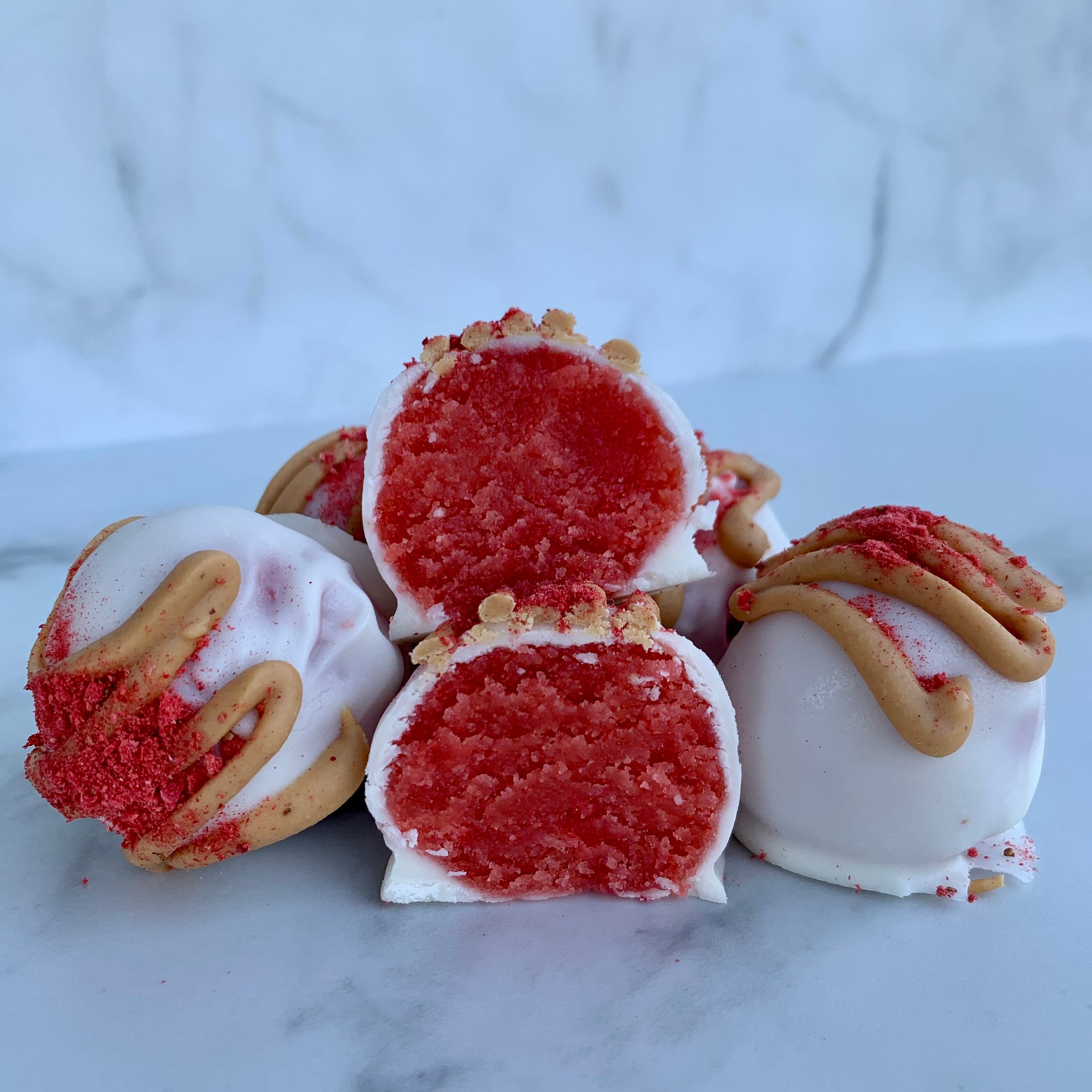 PB&J 🥜🍓 cake pop